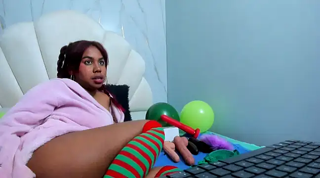 Snapshot of Lizzie_Williams_ chatting on March 18, 2025, 7:08 am Lizzie Williams online show from March 18, 2025, 7:08 am