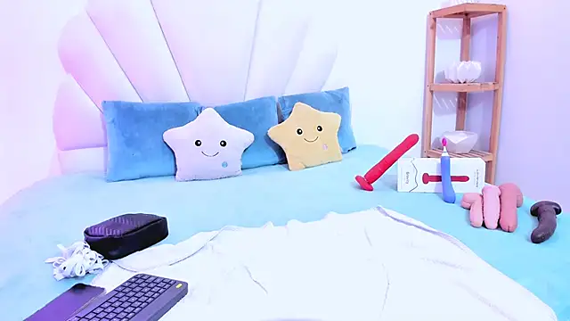 Snapshot of Lizzie_Williams_ chatting on September 19, 2025, 3:08 am Lizzie Williams online show from September 19, 2025, 3:08 am