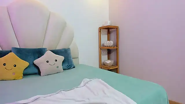 Snapshot of Lizzie_Williams_ chatting on September 21, 2025, 3:08 am Lizzie Williams online show from September 21, 2025, 3:08 am