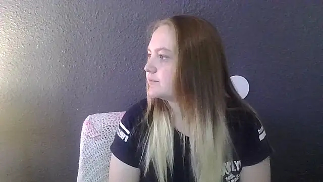 PhatAssBlond online show from February 28, 2025, 5:26 pm