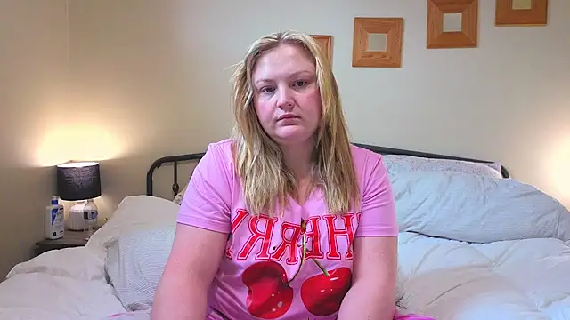 PhatAssBlond online show from February 23, 2026, 5:21 pm