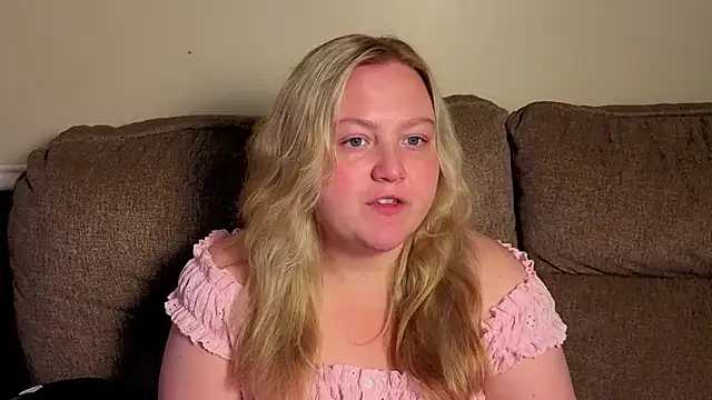 PhatAssBlond online show from July 15, 2026, 6:13 pm