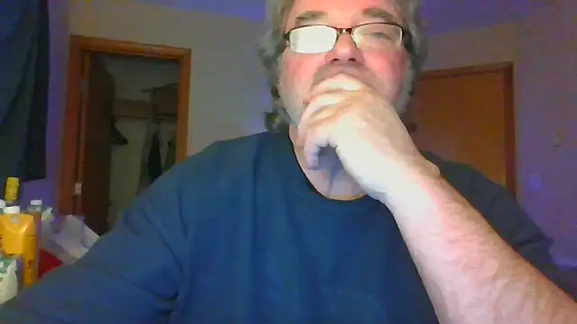 Snapshot of Doherty10 chatting on December 4, 2025, 6:34 am Doherty10 online show from December 4, 2025, 6:34 am