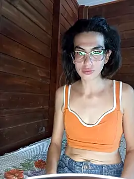 Snapshot of nati2roots chatting on November 4, 2025, 5:01 pm nati2roots online show from November 4, 2025, 5:01 pm