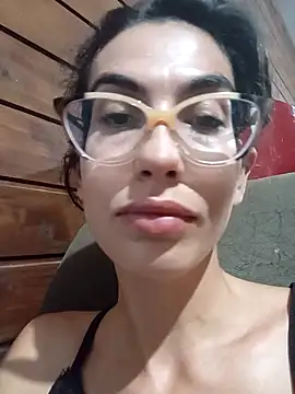 Snapshot of nati2roots chatting on November 20, 2025, 11:37 pm nati2roots online show from November 20, 2025, 11:37 pm