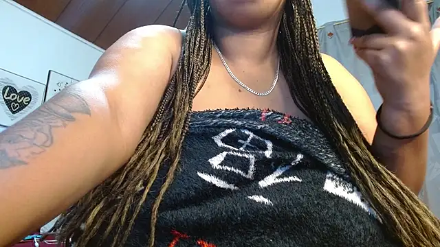 Snapshot of Alisteresa_ chatting on September 15, 2025, 1:49 am Alisteresa online show from September 15, 2025, 1:49 am