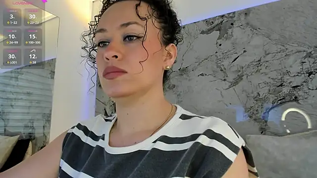 LIZ HOLMES online show from November 20, 2025, 12:05 pm