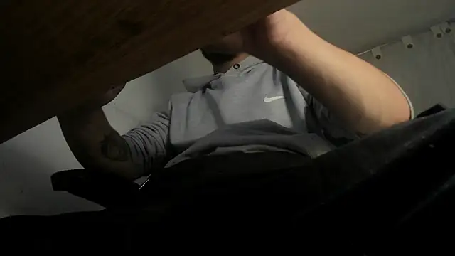 s sven03 online show from December 16, 2024, 6:32 am