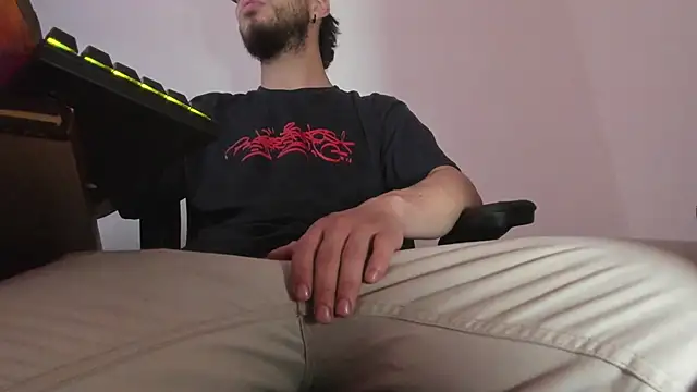 s sven03 online show from October 25, 2025, 10:15 pm