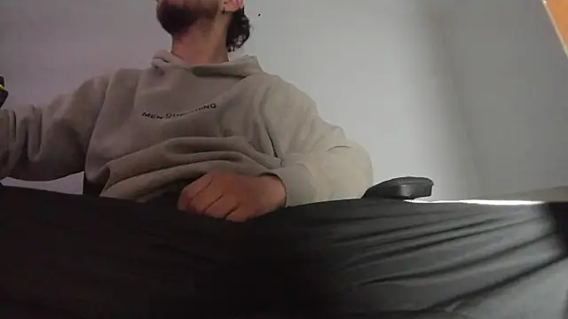 s sven03 online show from November 19, 2025, 3:50 am