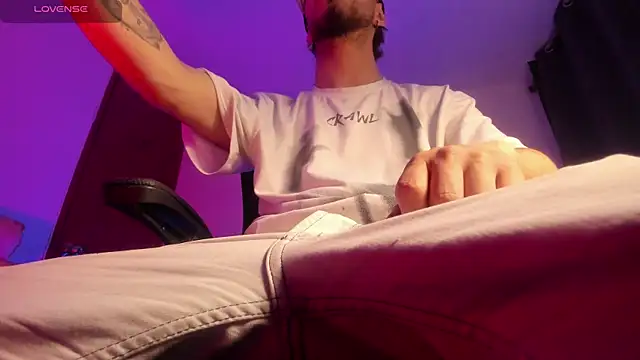 s sven03 online show from December 23, 2025, 1:14 am