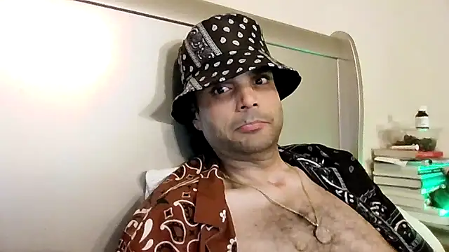 GForceSavage online show from November 20, 2025, 5:29 am