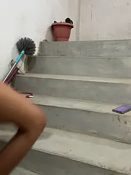 crezyfuck63 online show from March 27, 2026, 8:48 am