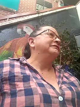 Vivianmature online show from September 18, 2025, 3:58 pm