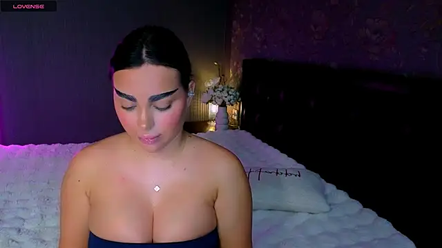 babyleilaa online show from December 3, 2025, 11:03 pm