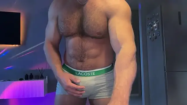 KarlosRichi online show from March 25, 2026, 2:34 pm