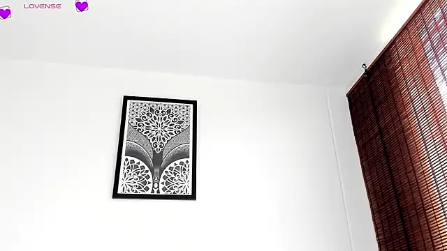 VeronicaTonu online show from January 18, 2026, 4:00 pm