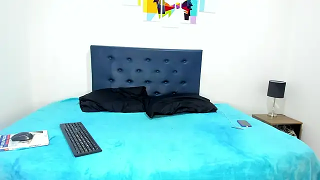 brenda sofia2 online show from October 24, 2025, 8:05 pm