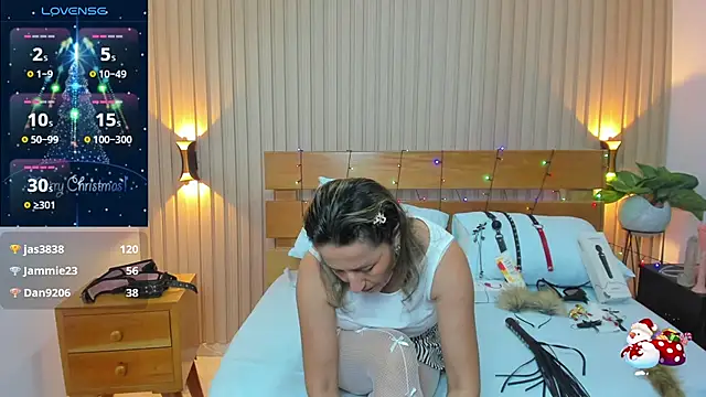 Snapshot of luciana_ballesteros_ chatting on December 29, 2024, 3:46 pm luciana ballesteros online show from December 29, 2024, 3:46 pm