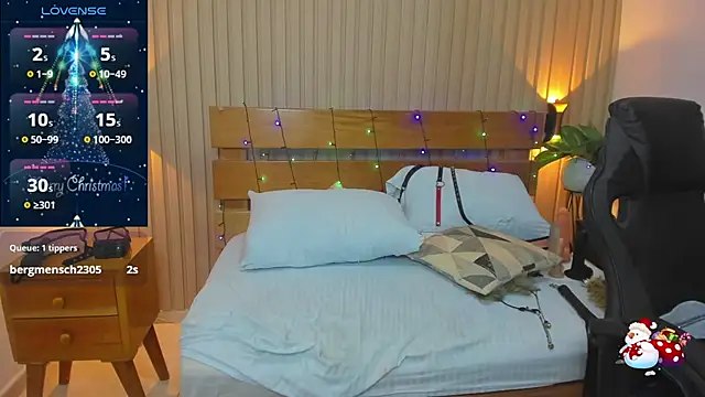 Snapshot of luciana_ballesteros_ chatting on December 30, 2024, 6:27 pm luciana ballesteros online show from December 30, 2024, 6:27 pm