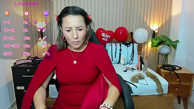 Snapshot of luciana_ballesteros_ chatting on February 14, 2025, 12:36 pm luciana ballesteros online show from February 14, 2025, 12:36 pm