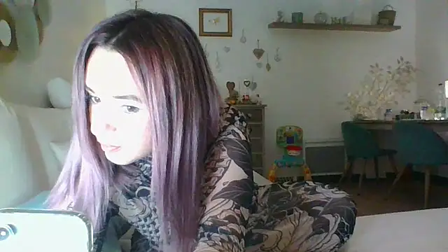 lyajoliee online show from January 5, 2025, 8:31 pm