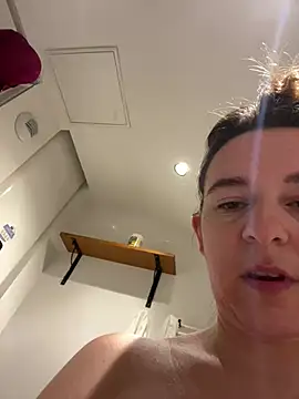 Snapshot of lyajoliee chatting on February 23, 2026, 7:06 am lyajoliee online show from February 23, 2026, 7:06 am