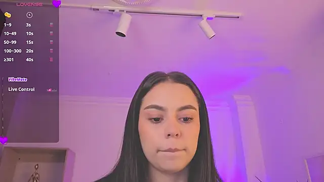 Aleejaa   online show from November 7, 2025, 11:21 am