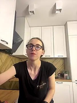 MartiniiSelenna online show from November 23, 2025, 6:35 am