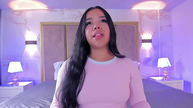Snapshot of MarianaGarciaa__ chatting on June 13, 2026, 7:23 pm MarianaGarciaa online show from June 13, 2026, 7:23 pm
