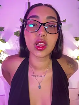 melanieecox online show from May 28, 2026, 12:08 am