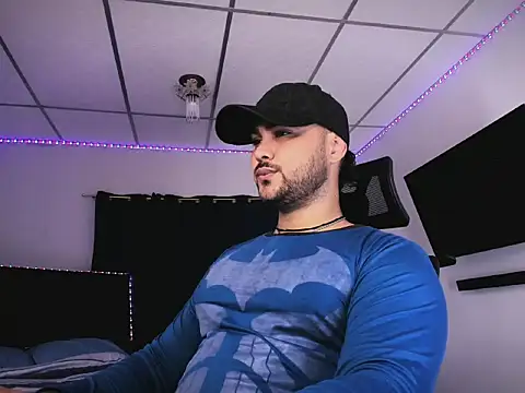 Snapshot of Sebas-hott chatting on February 2, 2026, 9:13 pm Sebas-hott online show from February 2, 2026, 9:13 pm