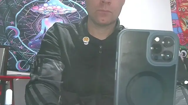 lazybonezz online show from December 22, 2024, 6:39 am