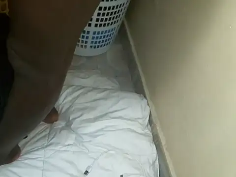 centzSexy online show from December 18, 2025, 6:14 pm