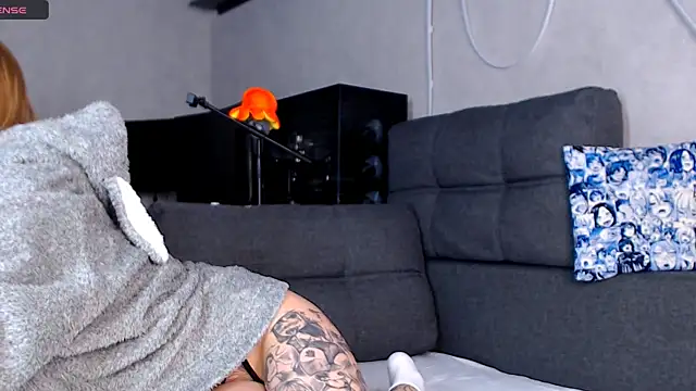 CassidyKiss online show from November 11, 2025, 12:49 pm