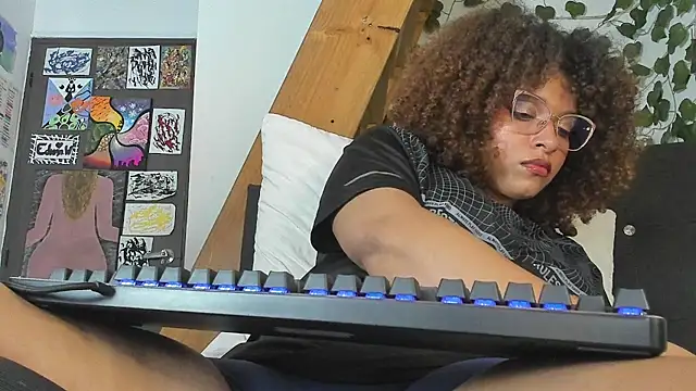 Ada gales  online show from December 20, 2024, 2:52 am