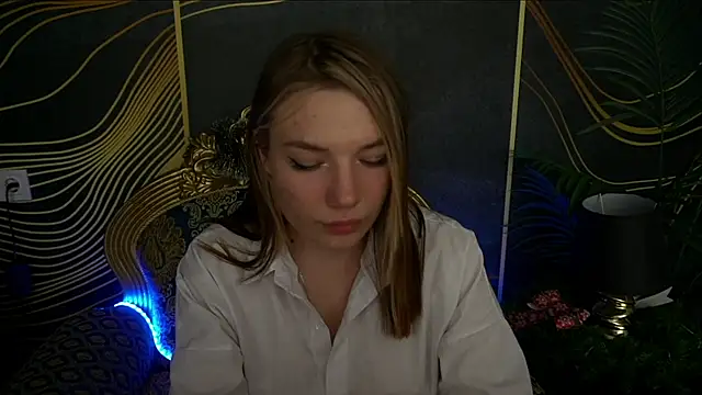 Snapshot of IceDanielles chatting on December 28, 2024, 7:01 pm IceDanielles online show from December 28, 2024, 7:01 pm