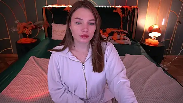 Snapshot of IceDanielles chatting on October 25, 2025, 12:34 pm IceDanielles online show from October 25, 2025, 12:34 pm