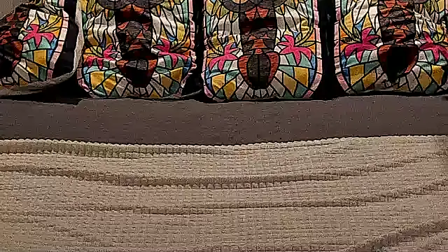 Snapshot of IceDanielles chatting on November 27, 2025, 1:35 pm IceDanielles online show from November 27, 2025, 1:35 pm