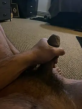 Snapshot of hulkforyou chatting on January 17, 2025, 9:39 pm hulkforyou online show from January 17, 2025, 9:39 pm