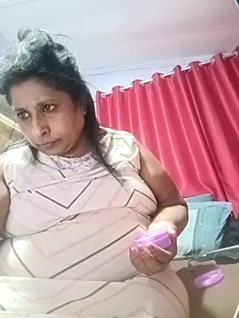 raniofsex02 online show from November 30, 2025, 6:45 pm