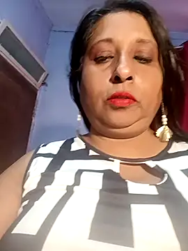 raniofsex02 online show from March 31, 2026, 1:00 pm