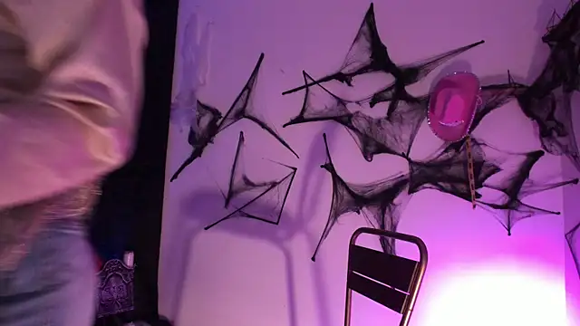 penny sweett  online show from October 12, 2025, 11:26 pm