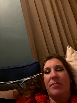 Lwhite1 online show from November 6, 2025, 12:33 am