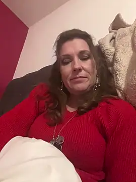 Lwhite1 online show from December 23, 2025, 1:03 am