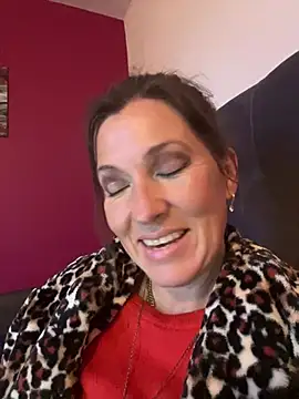 Lwhite1 online show from February 12, 2026, 4:46 pm