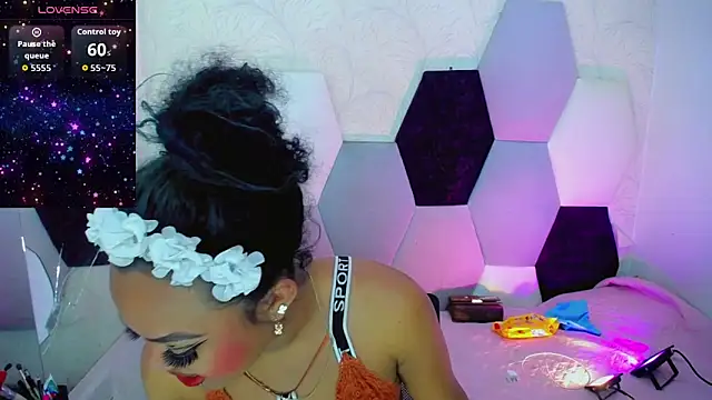 Snapshot of KayleighDreams_ chatting on February 24, 2026, 12:25 pm KayleighDreams online show from February 24, 2026, 12:25 pm