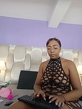 dirtyvictoria online show from October 29, 2025, 12:18 pm