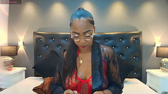 dirtyvictoria online show from December 17, 2025, 12:33 pm