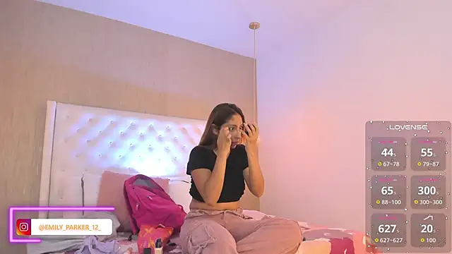 emily parkerr online show from April 19, 2026, 4:50 pm